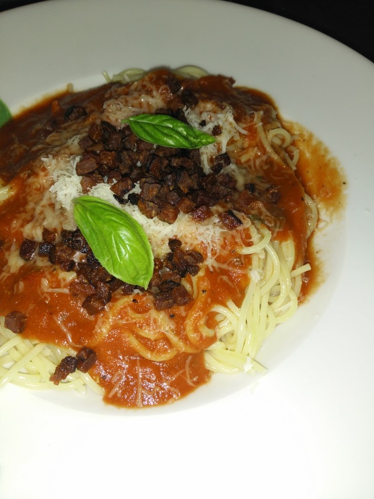 Spaghetti Tomatensoße Speck