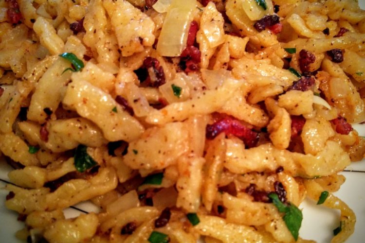 Speck-Spätzle mit Orangen-Sahne-Soße